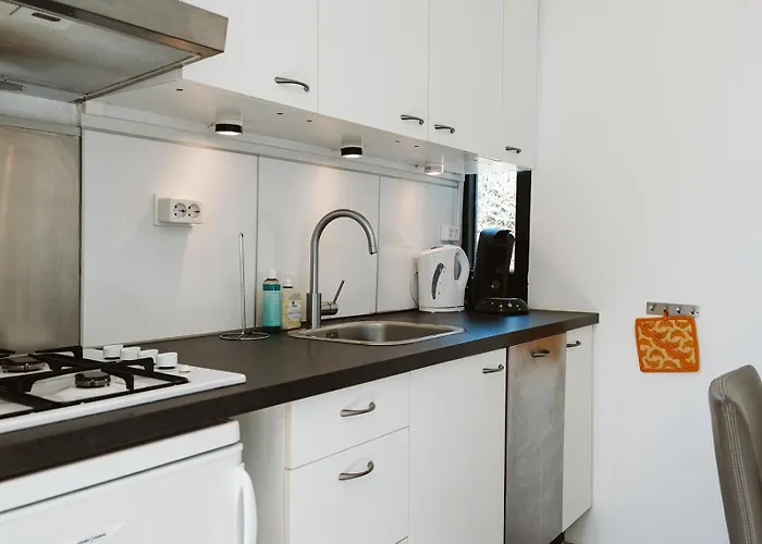 Tatil Evi Mimosa 9 - Klepperstee Not Intended For Company Or Work-related Ouddorp